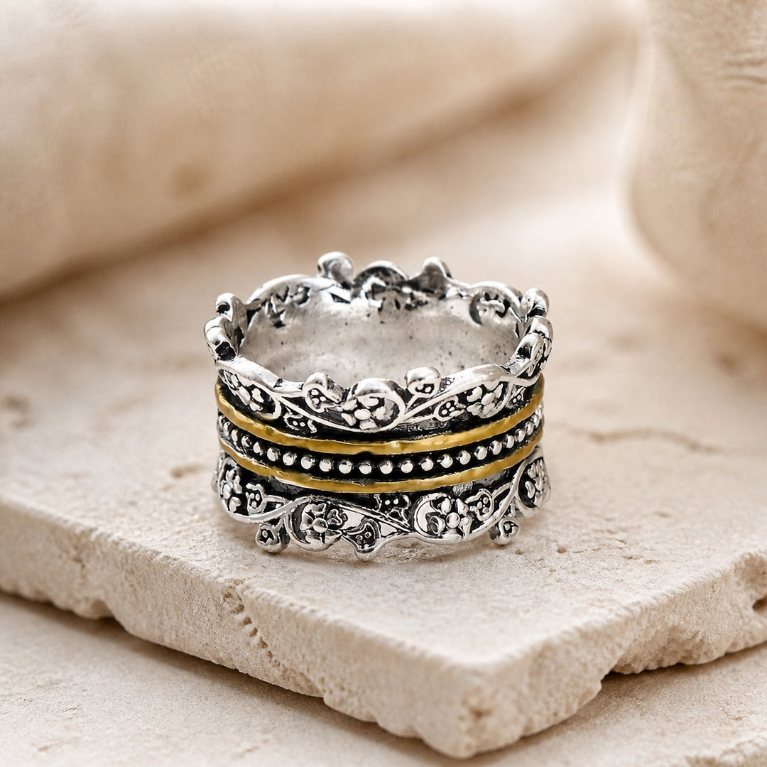 Creative Blossom Texture Ring in Layered Look