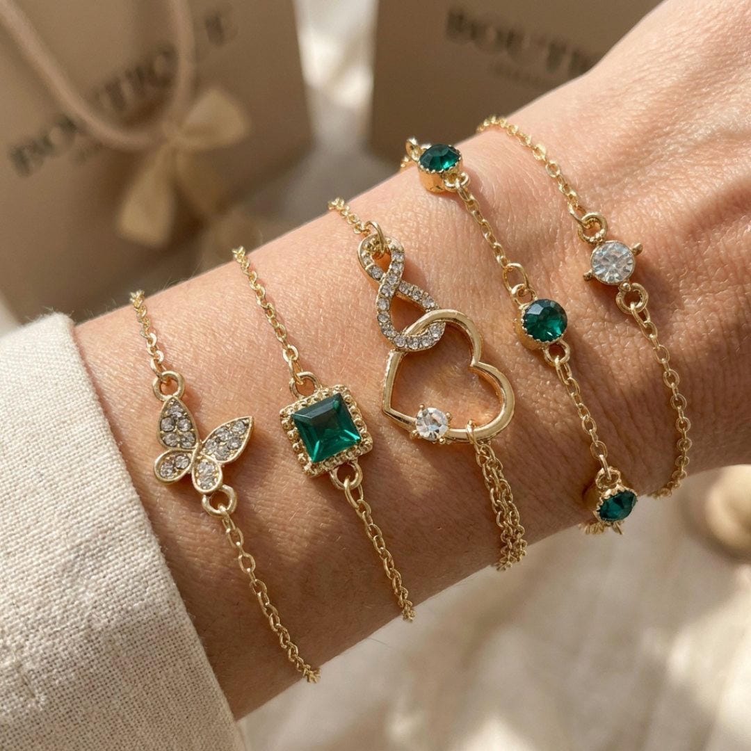 Hollow Heart Bracelet Set with Green Crystal Stone