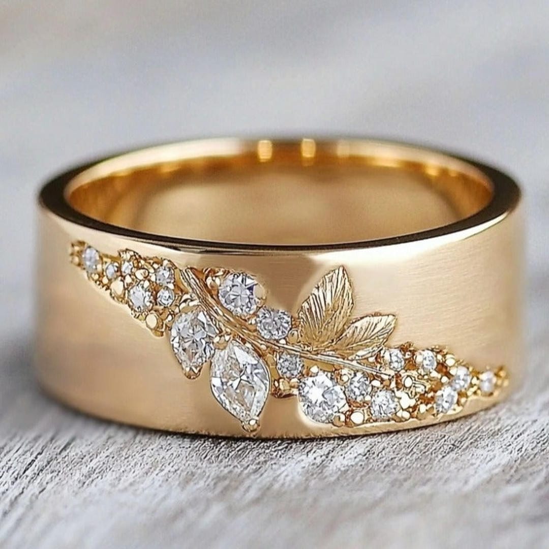 Exquisite Golden Zirconia Leaf Ring