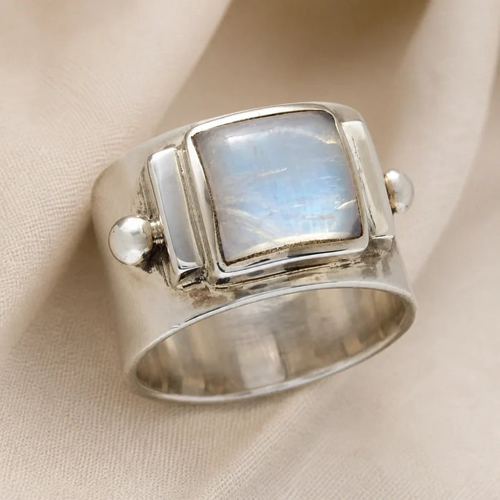 Retro Boho Moonstone Ring