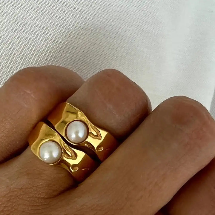 Vintage Golden Pearl Ring