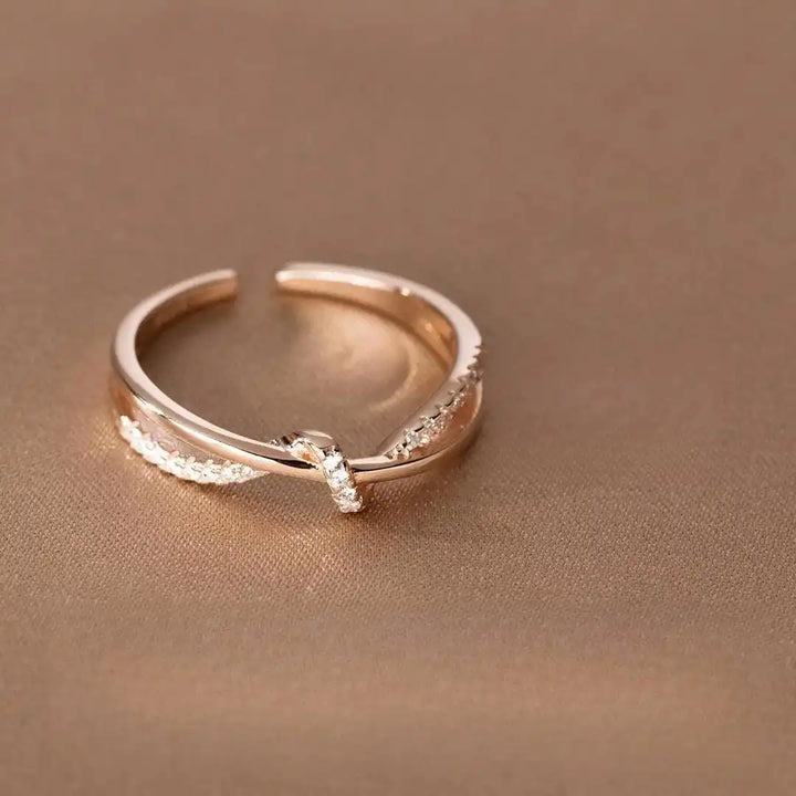 Classic Cross Knot Ring