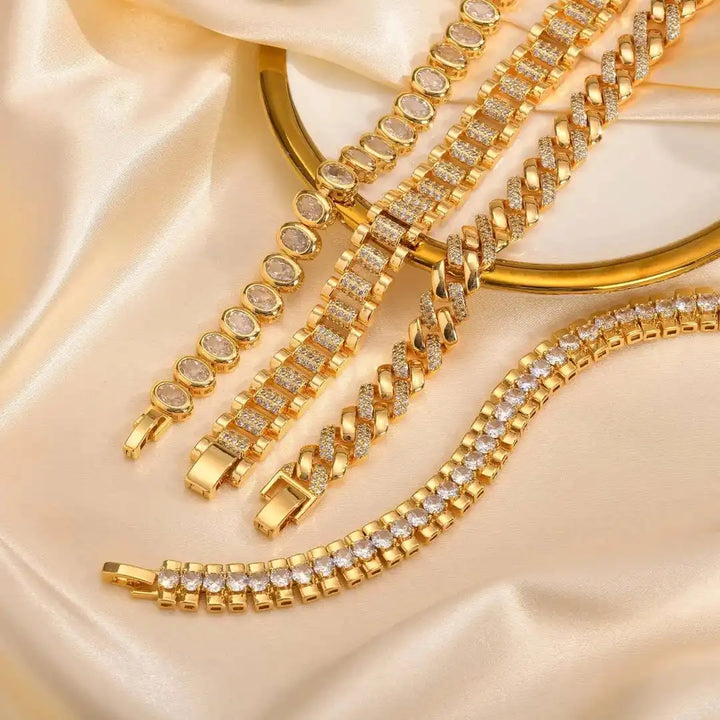 Adjustable Golden Solid Zirconia Bracelet Set