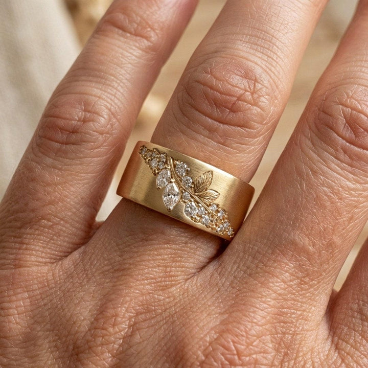 Exquisite Golden Zirconia Leaf Ring