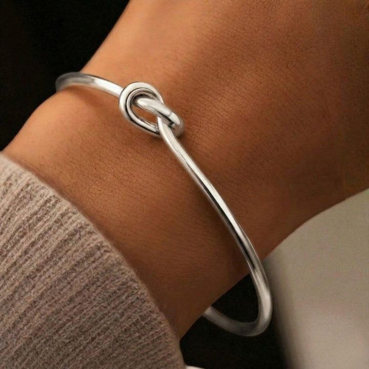 Golden Adjustable Knot Bracelet