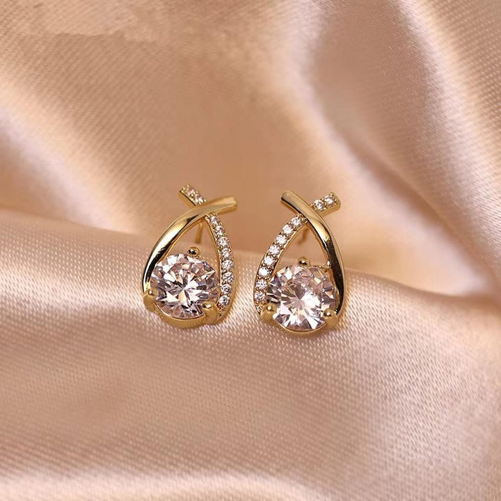 Luxury Twisted Teardrop Zirconia Stud Earrings